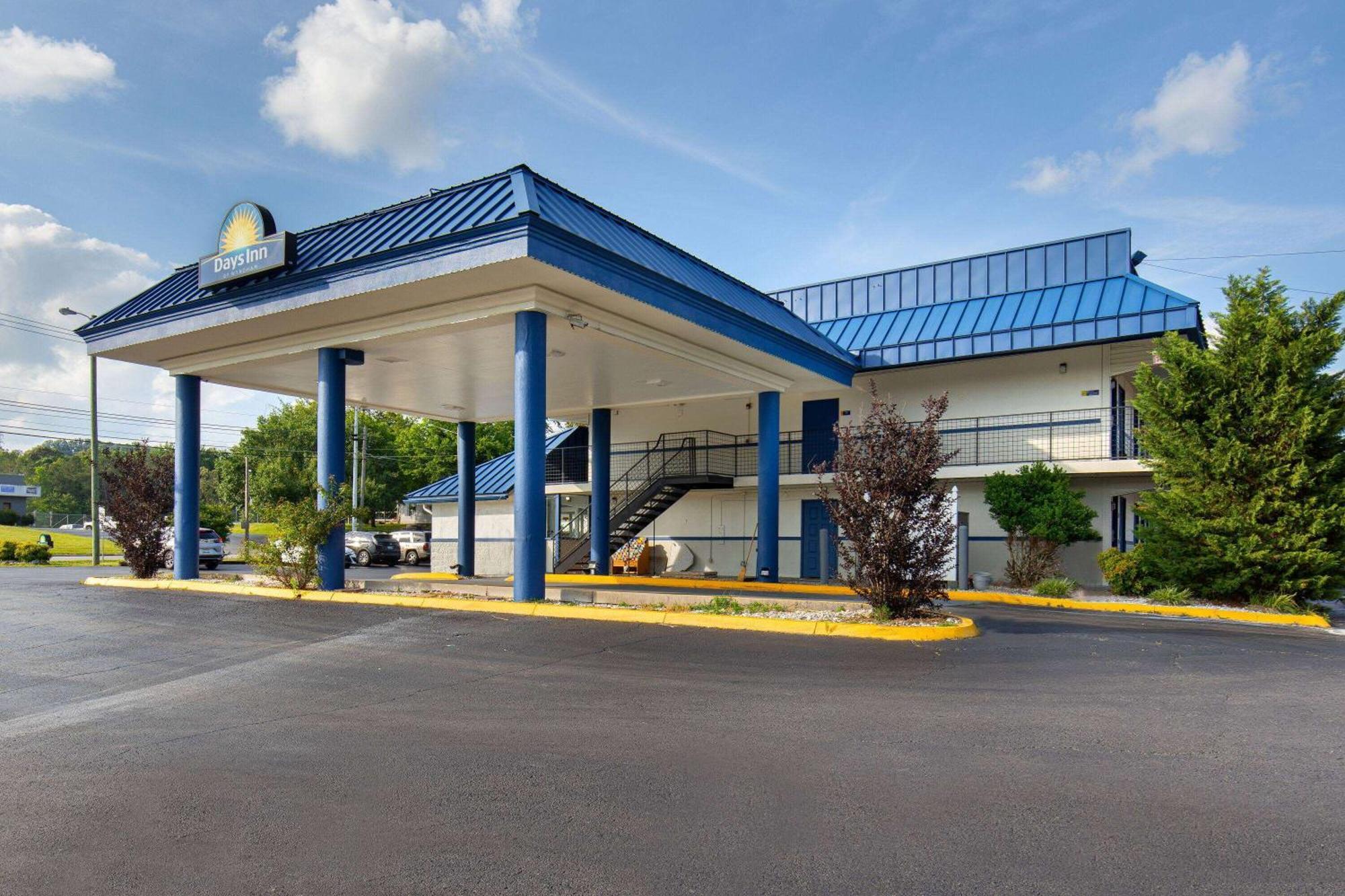 Days Inn By Wyndham Knoxville North Powell Eksteriør billede
