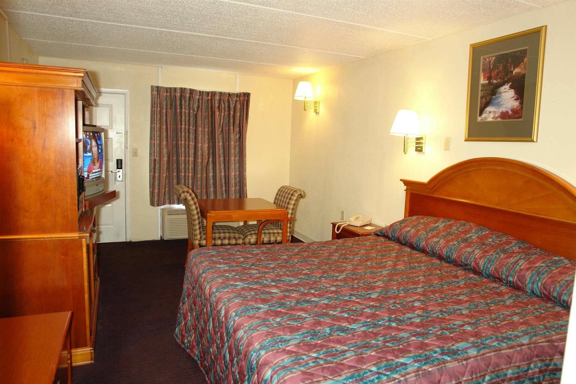 Days Inn By Wyndham Knoxville North Powell Eksteriør billede