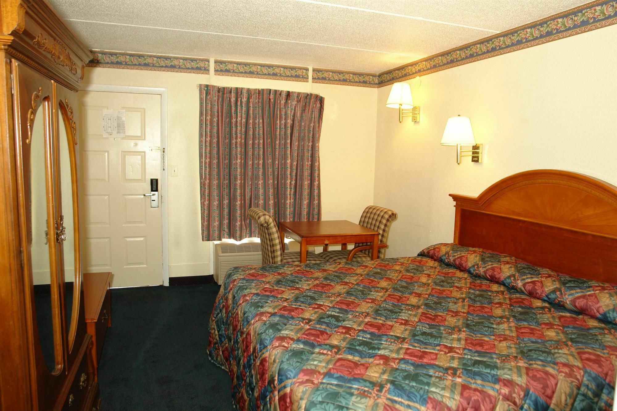 Days Inn By Wyndham Knoxville North Powell Værelse billede